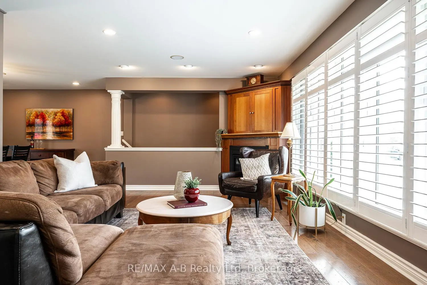491 Elizabeth Street photo 4