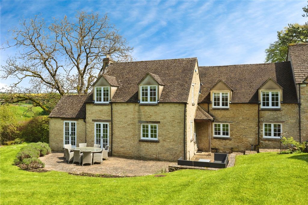 3 bed semi-detached house to rentCowley, Cheltenham, Gloucestershire GL53