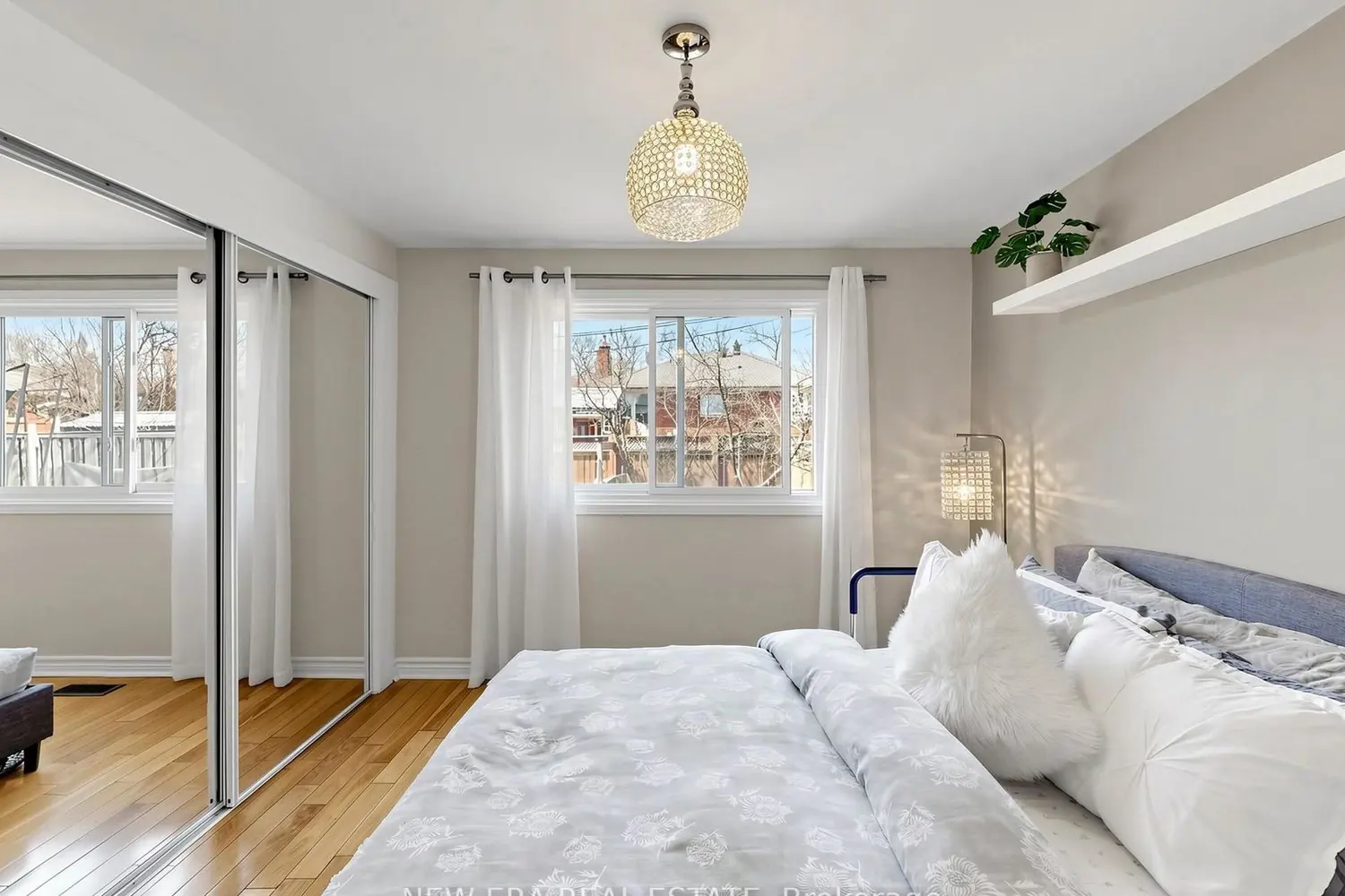 Additional image 9 of 4246 Bloor Street