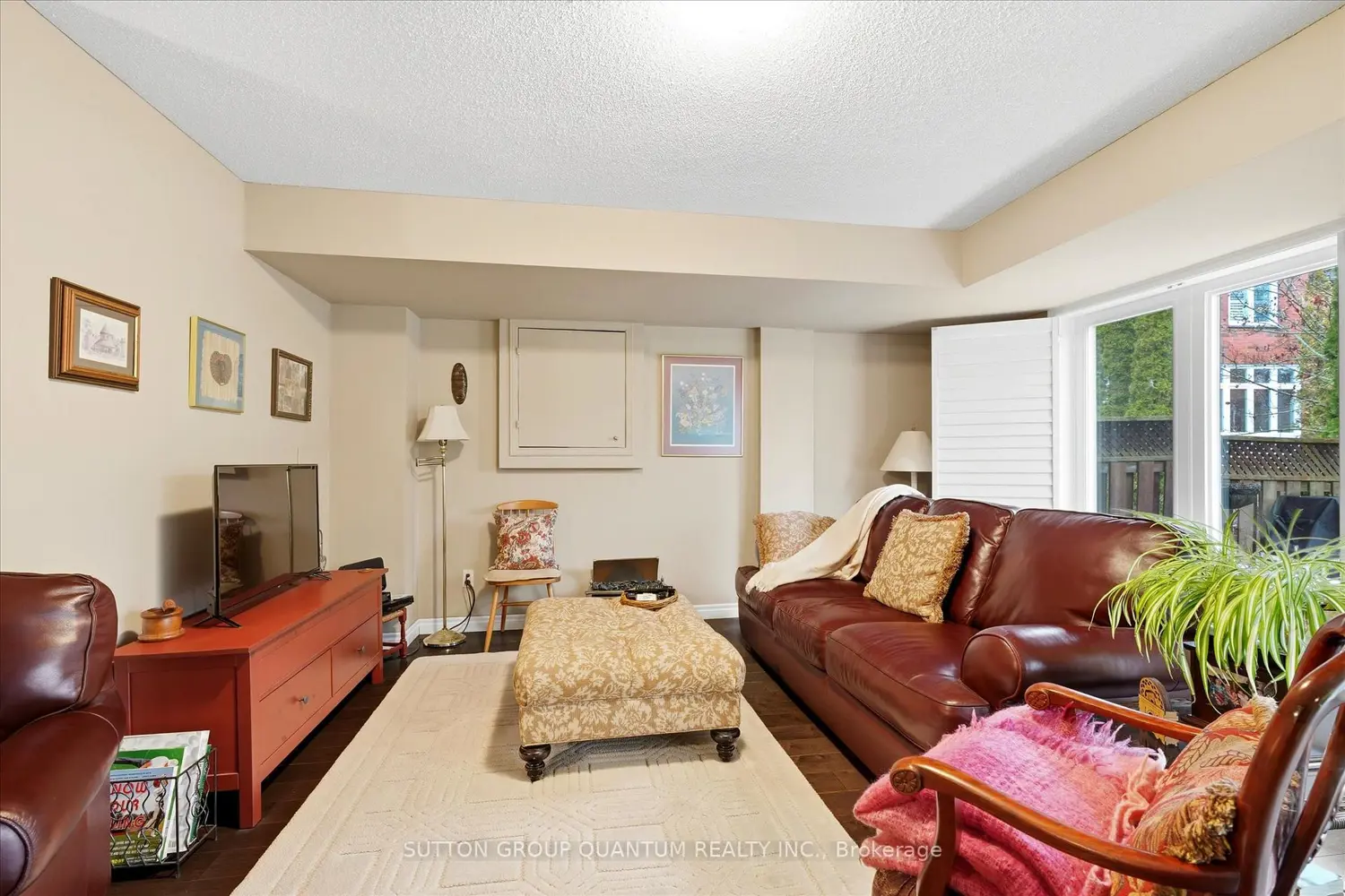 Additional image 10 of 928 Queen Street 30C