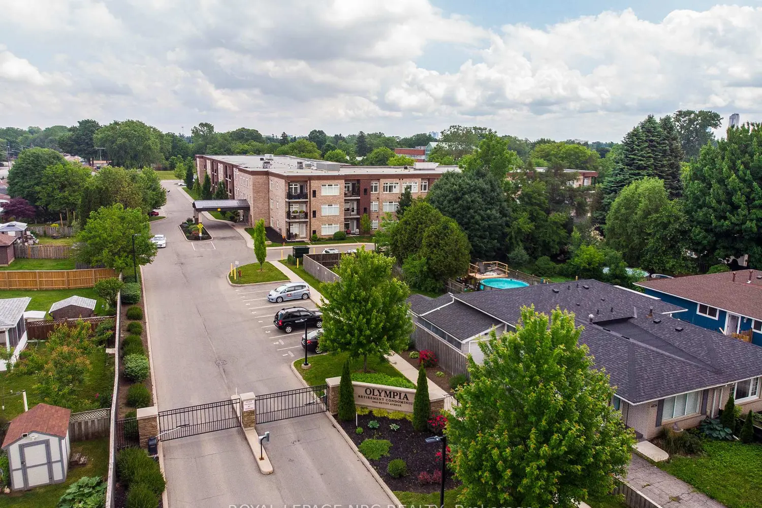 Additional image 14 of 4644 Pettit Avenue 102