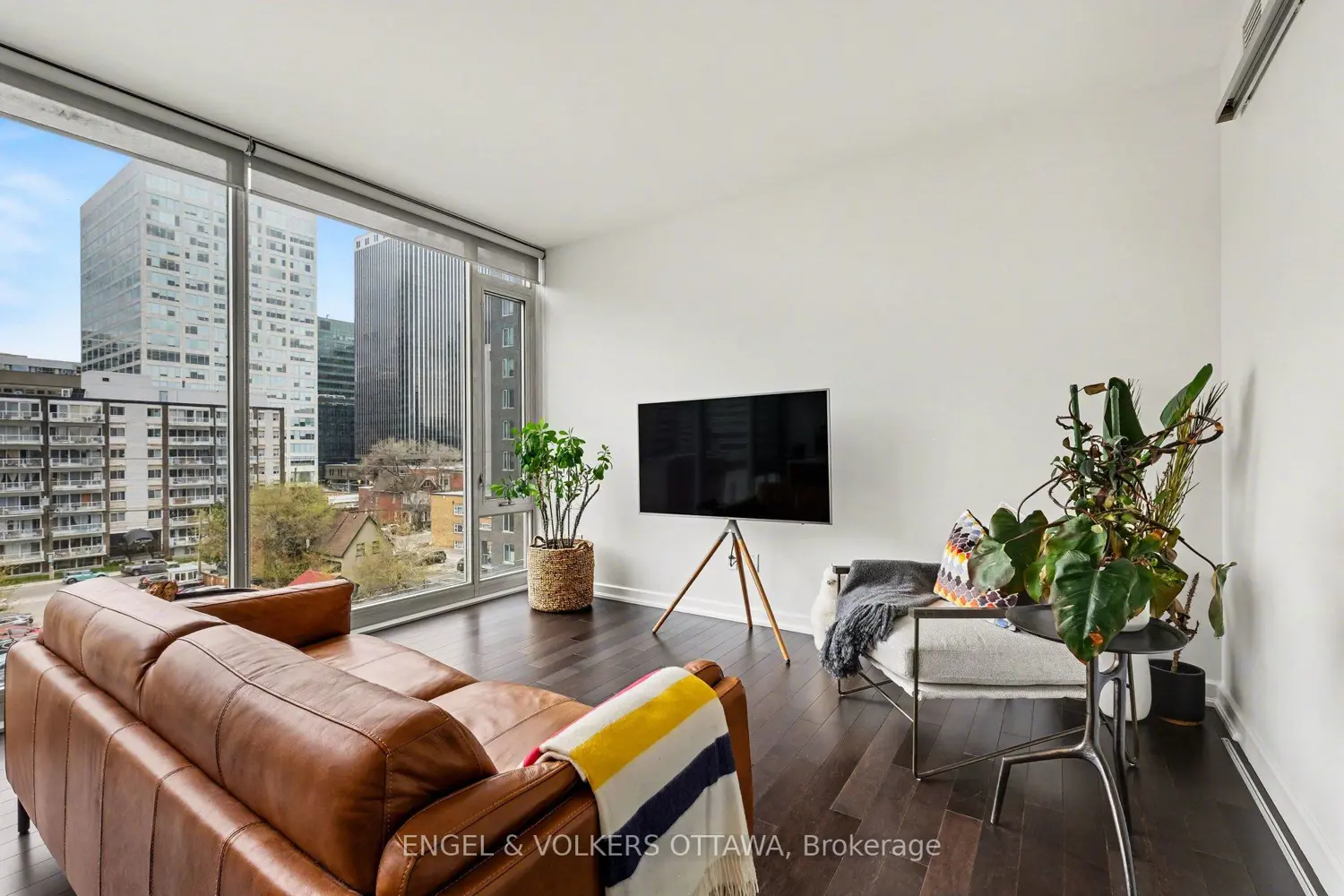 Additional image 5 of 300 Lisgar Street 513