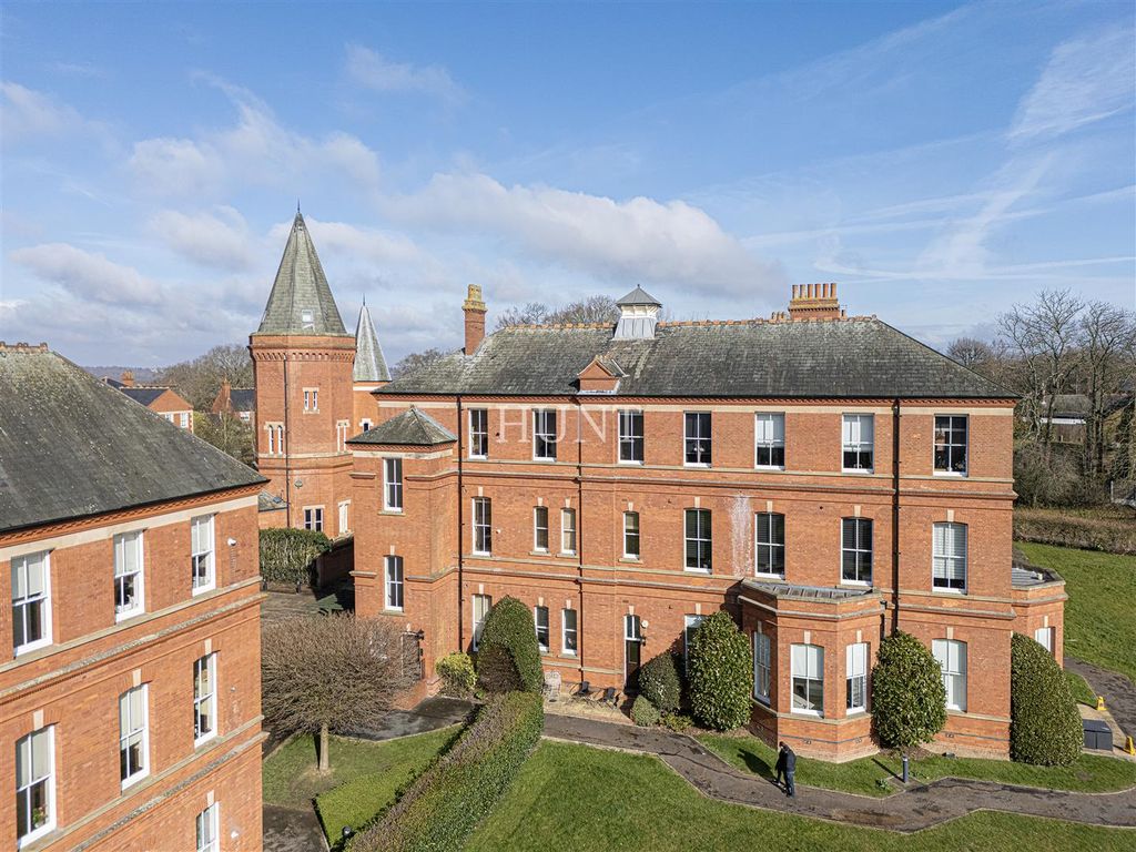 Additional image 28 of 2 bed flat to rentBrandesbury Square, Repton Park, Woodford Green, Essex IG8