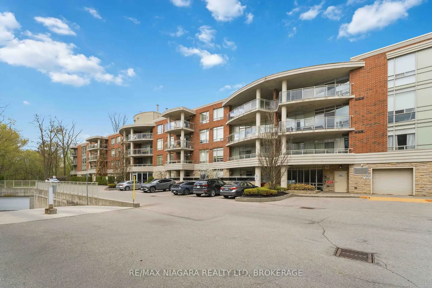 125 Wilson Street 107