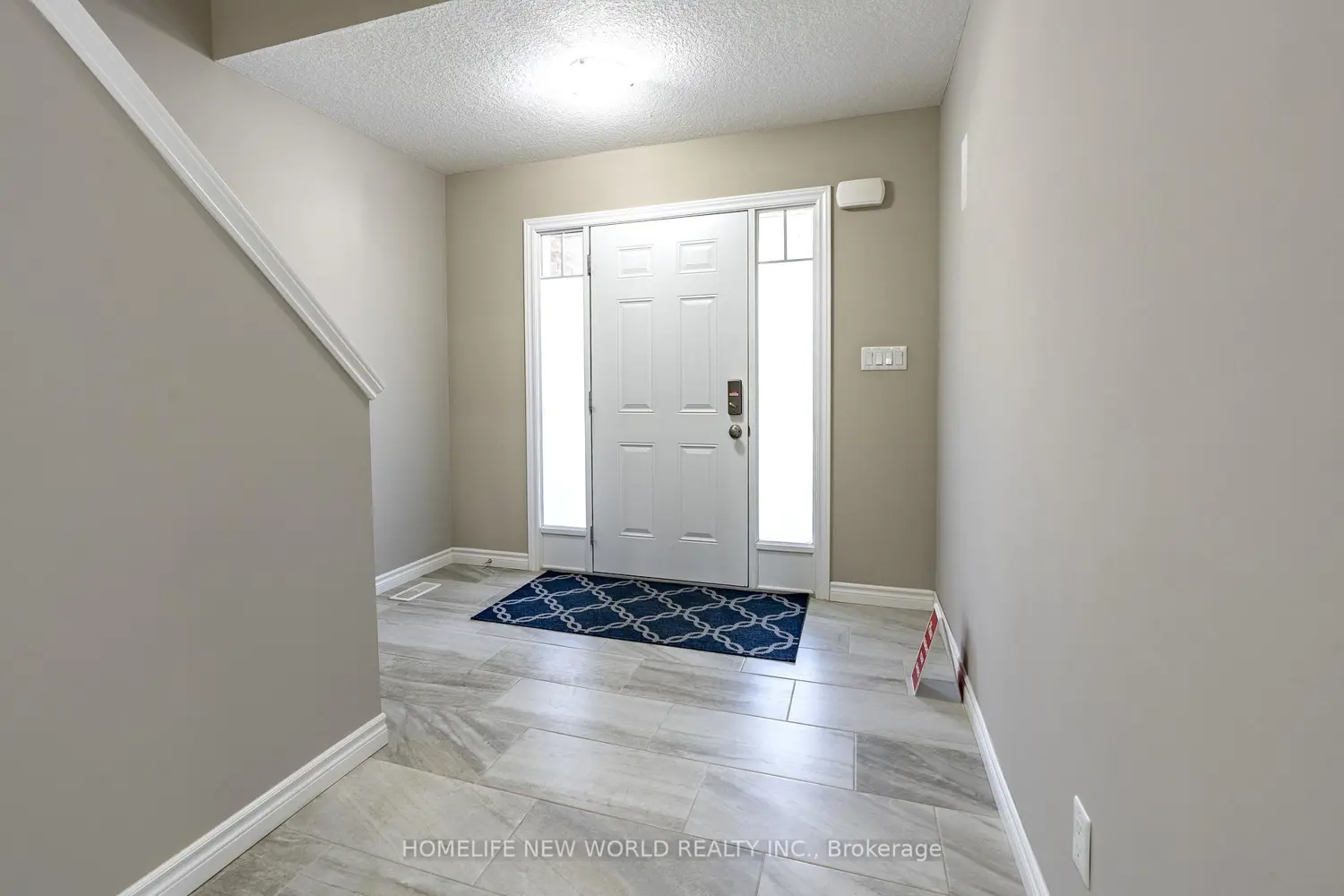 Additional image 3 of 452 Avens Street