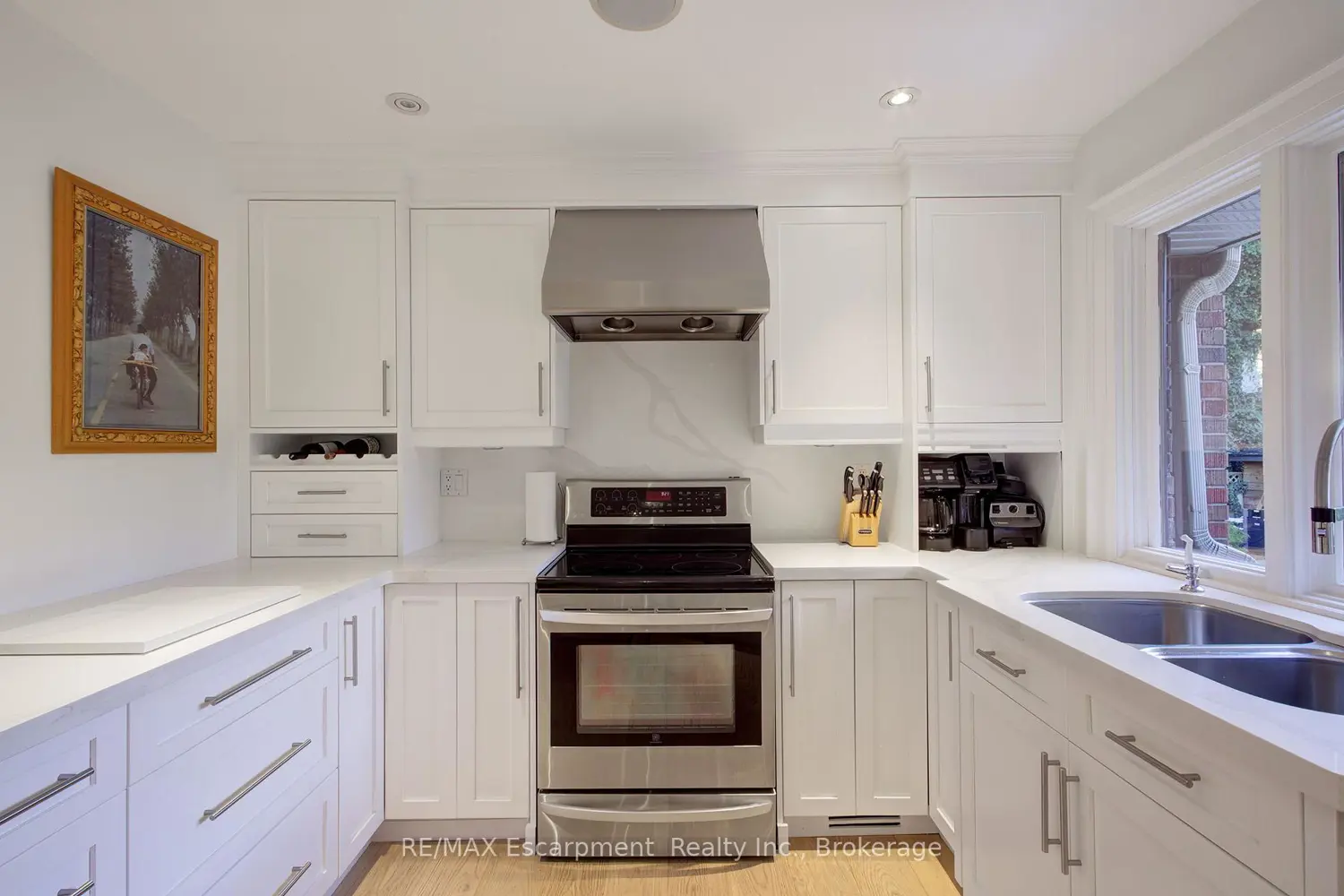 Additional image 9 of 794 Falcon Boulevard