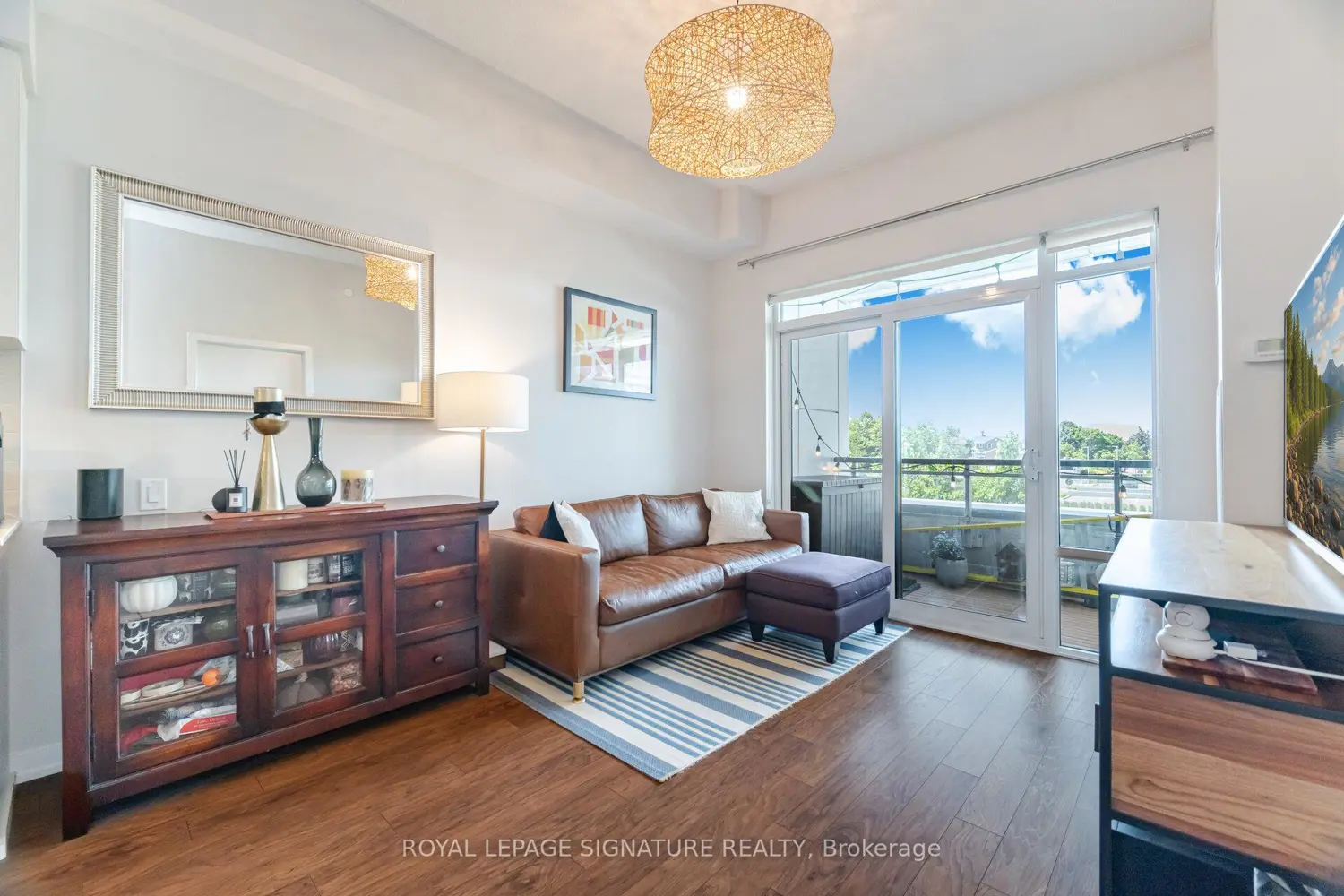 Additional image 8 of 2560 Eglinton Avenue 313