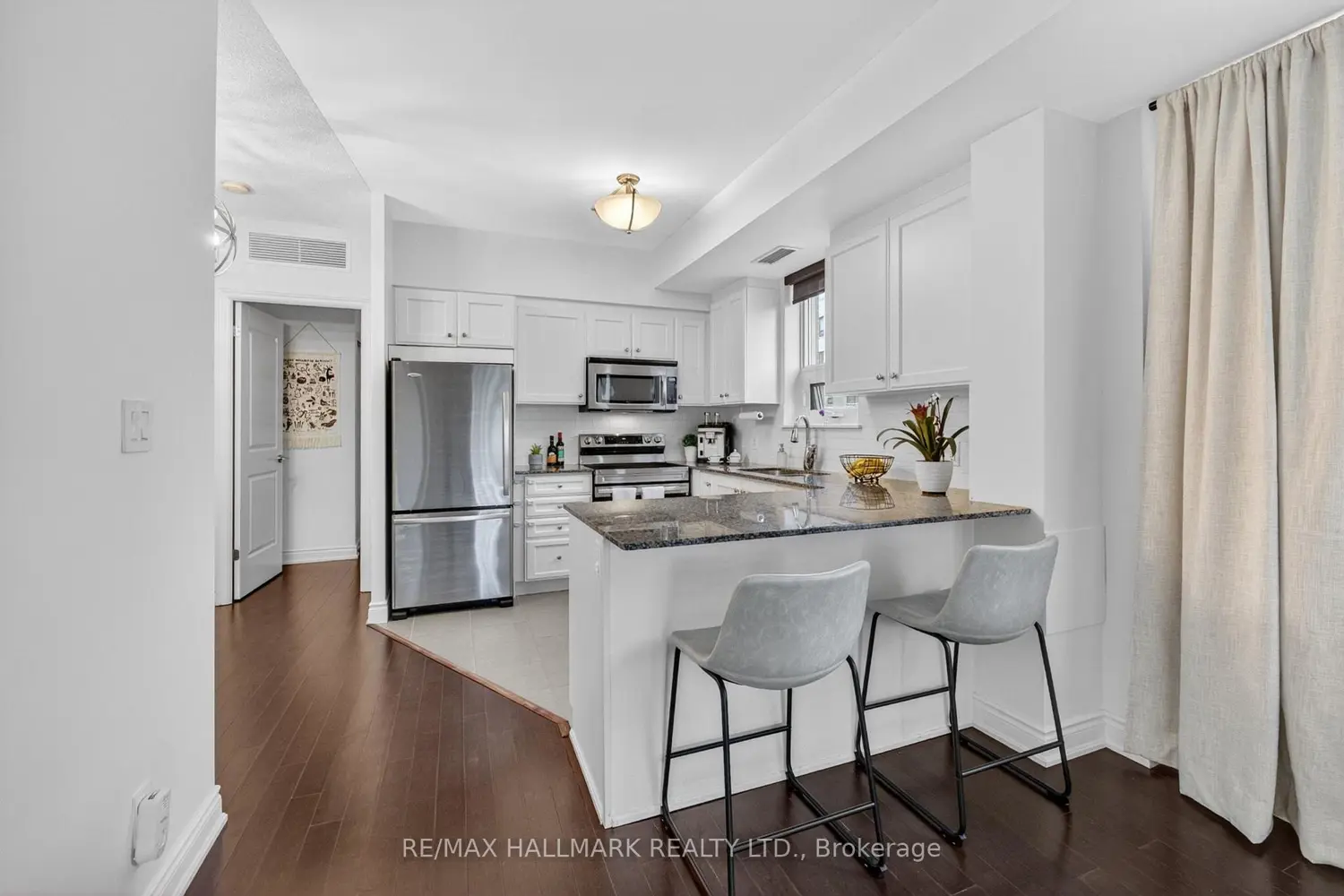 Additional image 9 of 281 Woodbridge Avenue 237