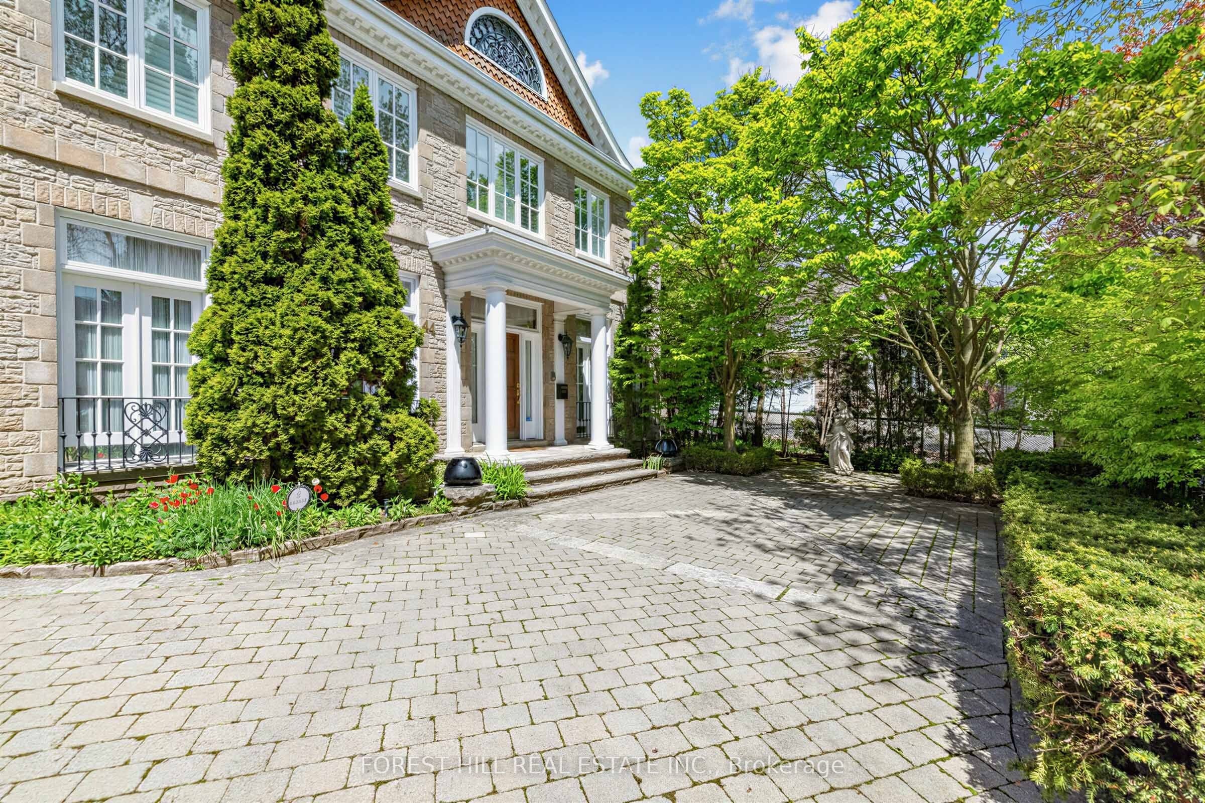 Additional image 2 of 44 Cotswold Crescent, Toronto, ON, M2P 1N2