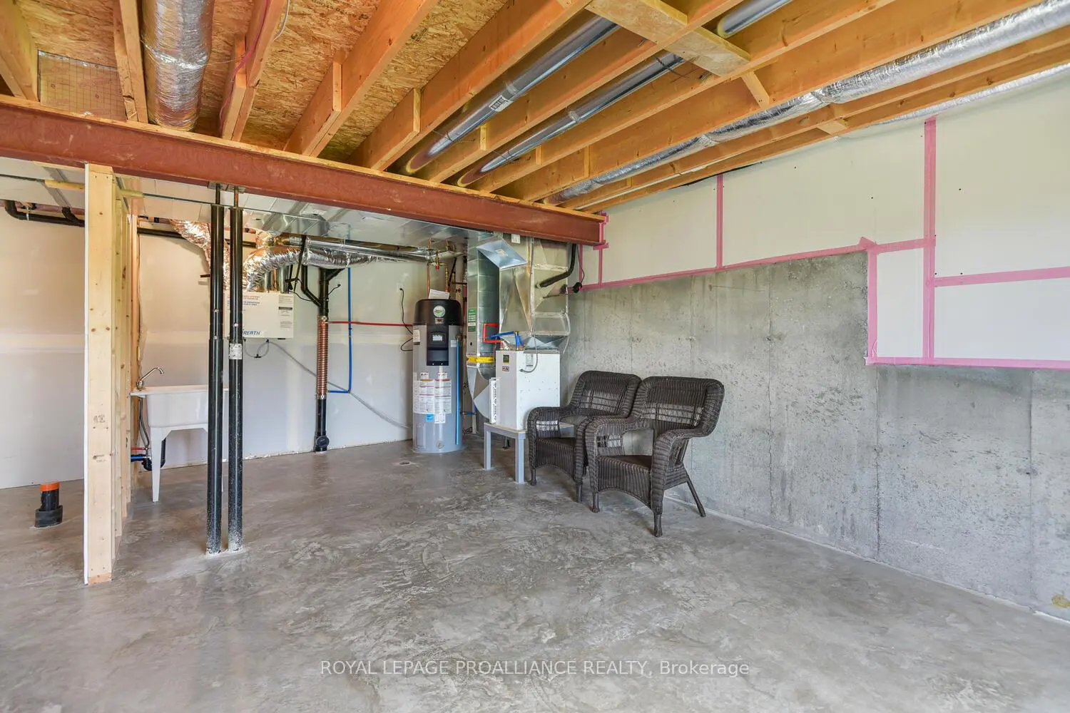 Additional image 14 of 33 Douglas Marshall Crescent