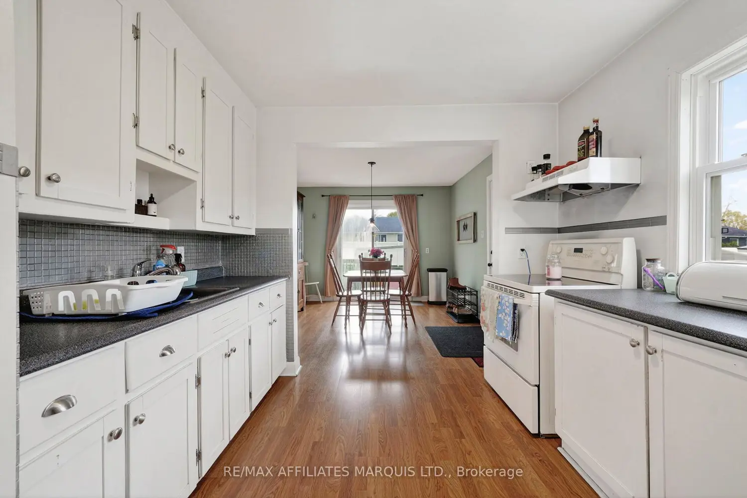 Additional image 4 of 910 Leonard Avenue