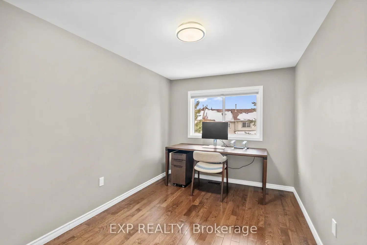 Additional image 17 of 2555 Thomas Street 70