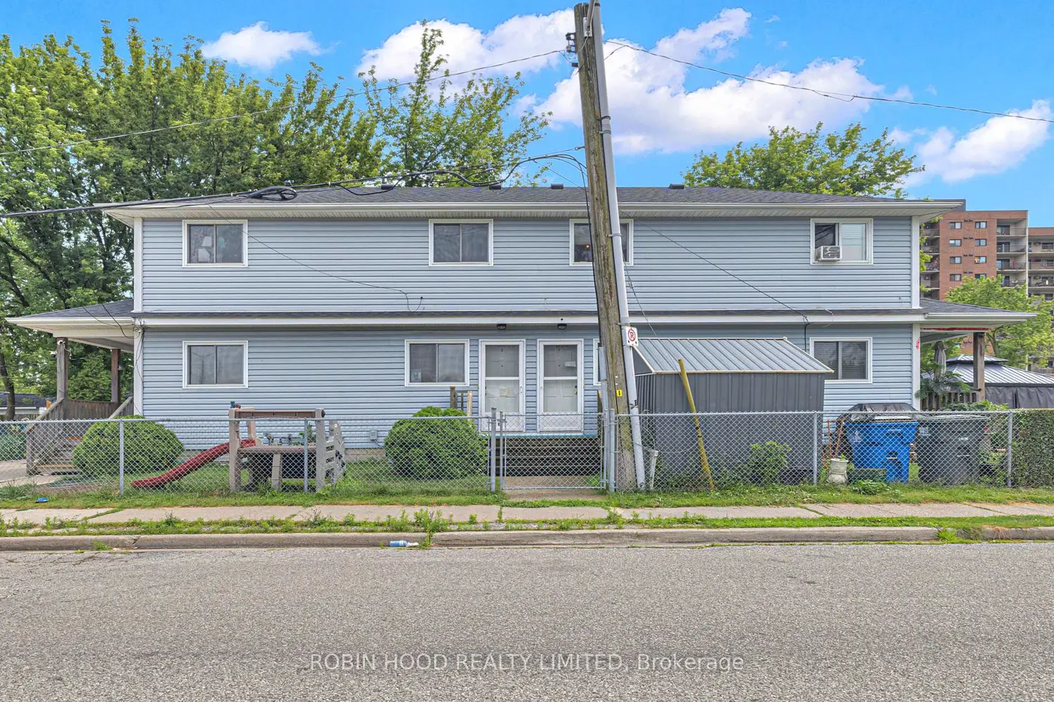 Additional image 3 of 406 Glengarry Avenue