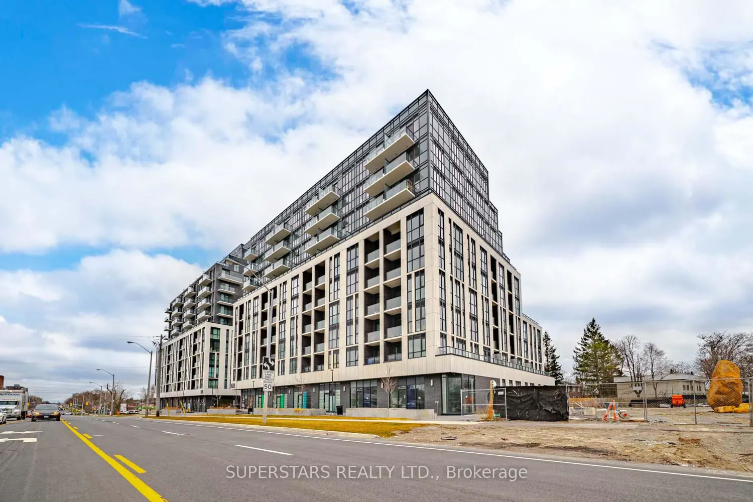 3421 Sheppard Avenue 516