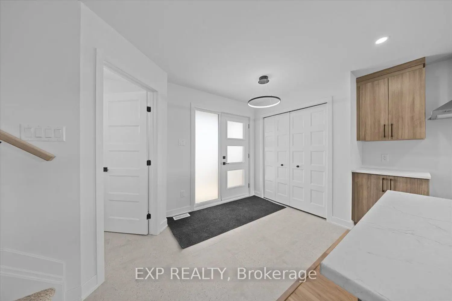 243 Carpe Street