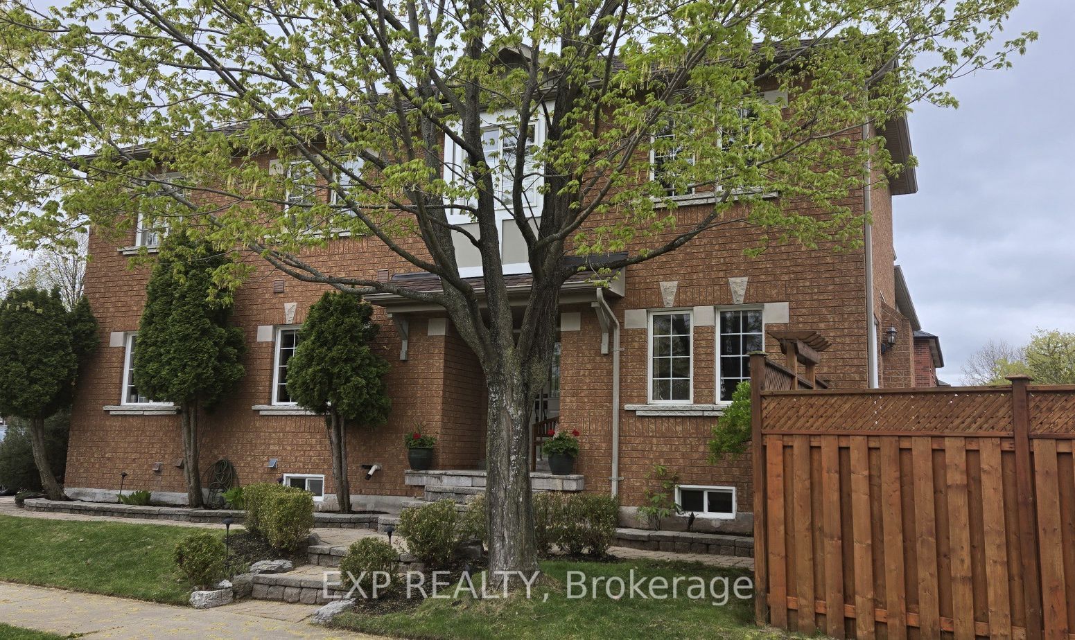 1347 Brookstar Drive, Oakville, ON, L6M 3W1
