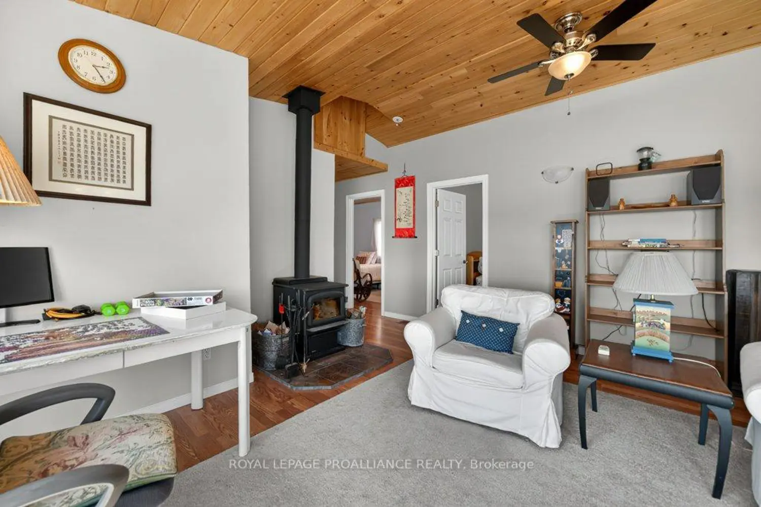 Additional image 18 of 1076 Valley Lane