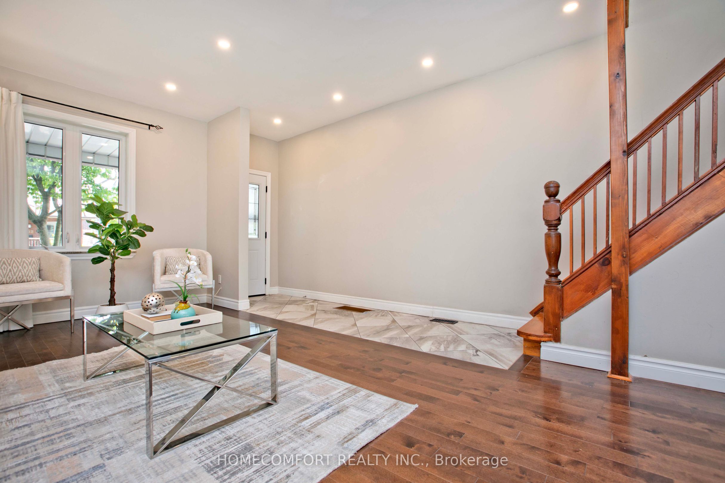 Additional image 3 of 202 Gledhill Avenue, Toronto, ON, M4C 5L1