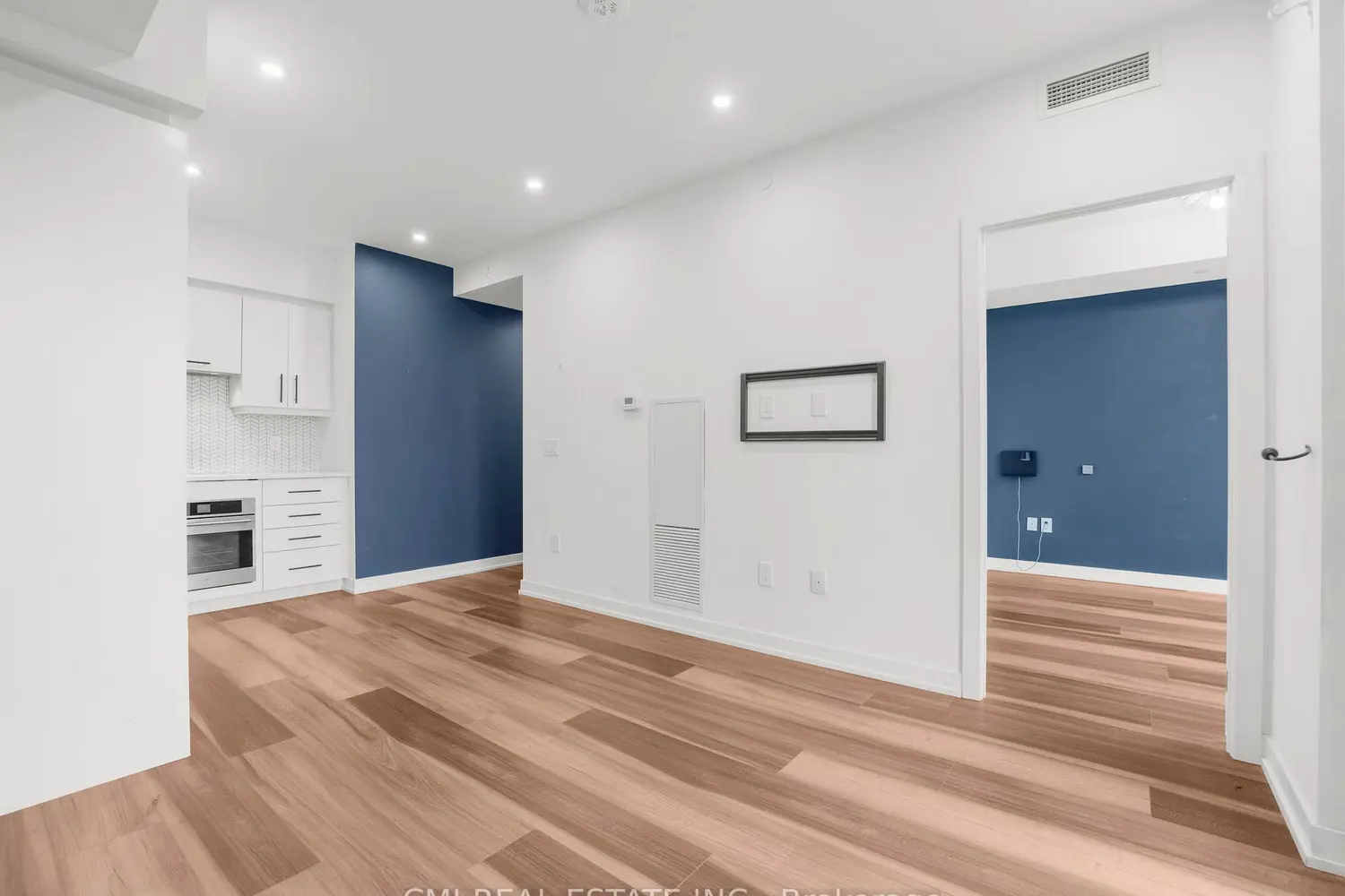 Additional image 7 of 5 Wellington Street 411