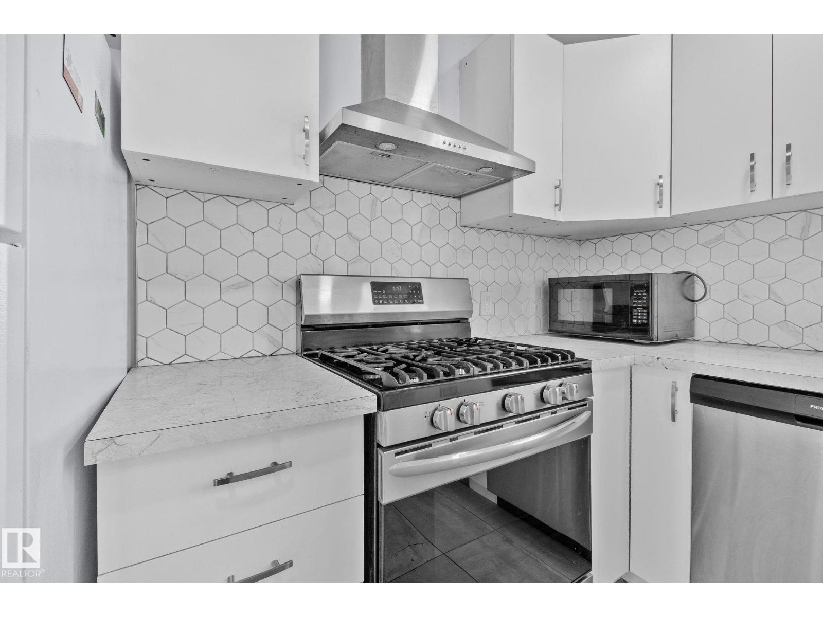 Additional image 5 of 12002 37 Street NW, Edmonton, AB, T5W2C3