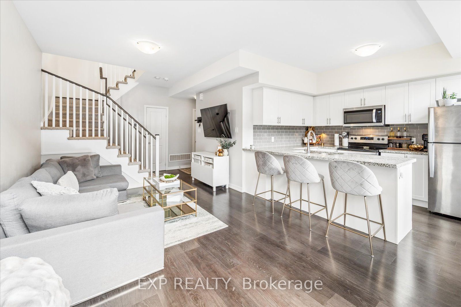 322-15 Whitaker Way, Whitchurch-stouffville, ON, L4A 0W5