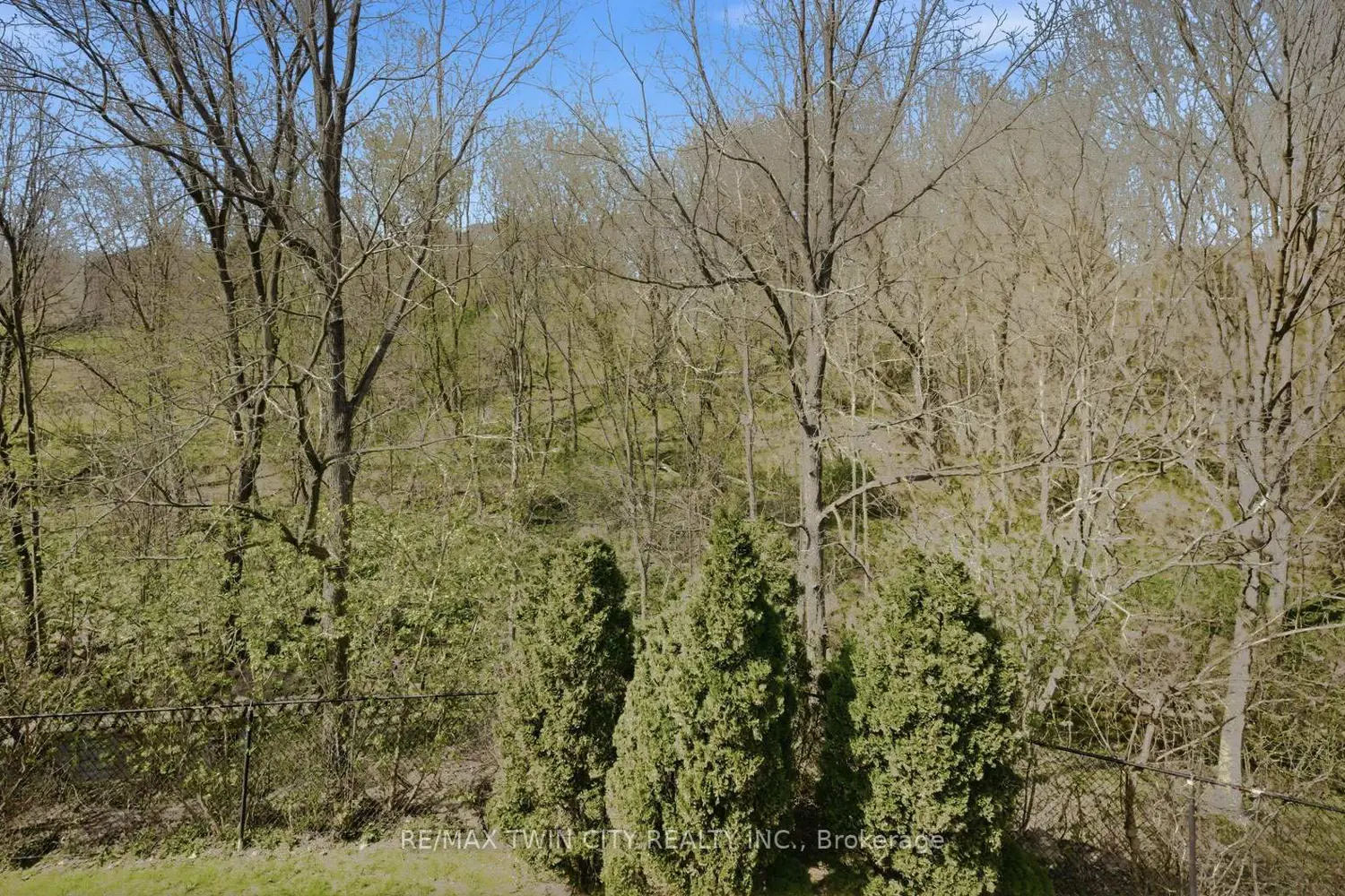 Additional image 20 of 24 Hardy Road 13