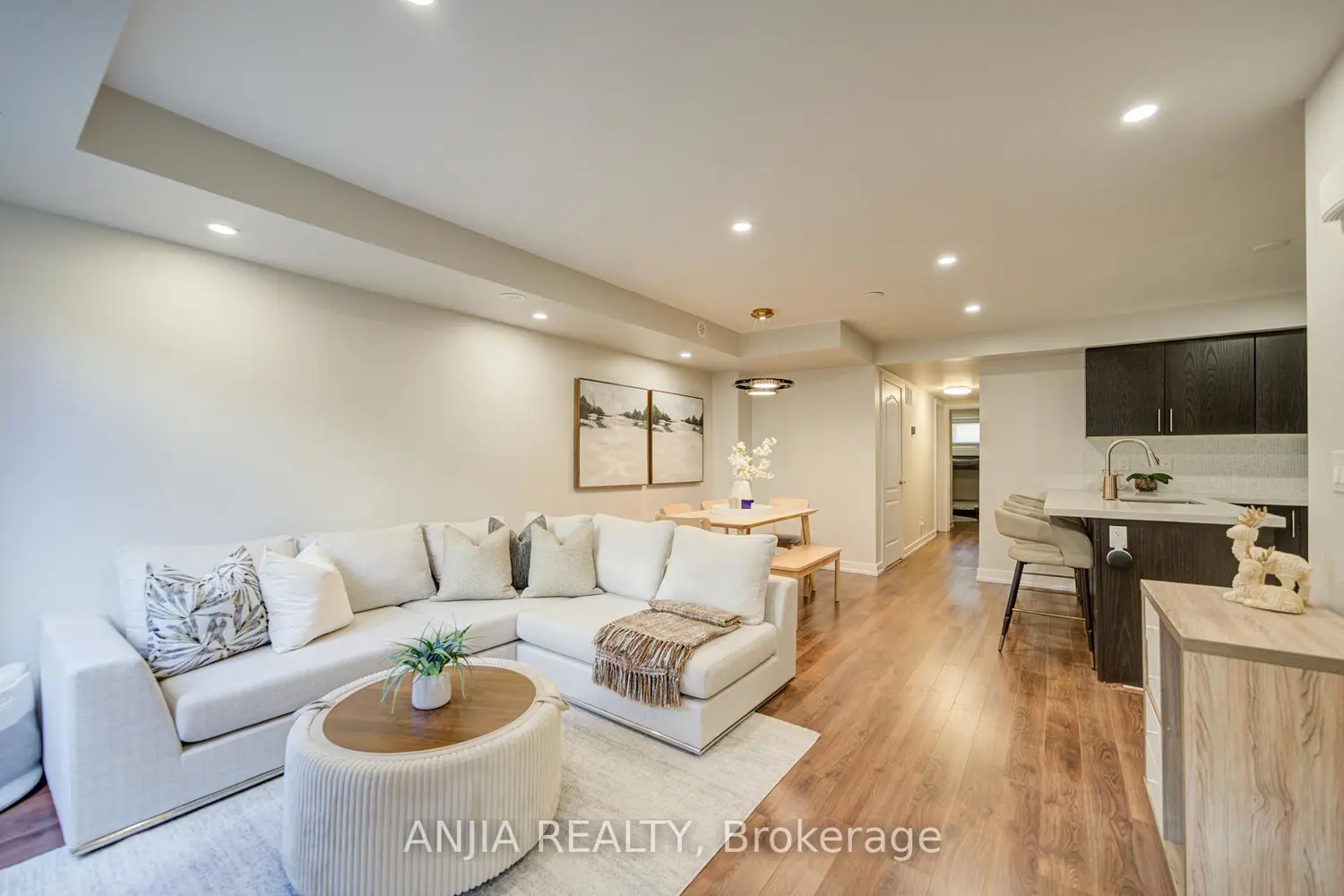 Additional image 7 of 11 Dunsheath Way 1205