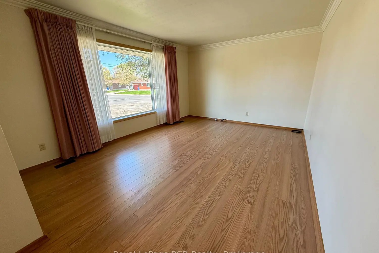 Additional image 9 of 281 13Th Avenue