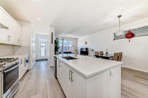 Additional image 8 of 108 Wolf Creek Manor SE, Calgary, AB, T2X 4A1