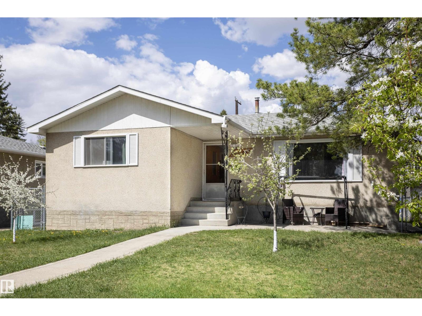 Additional image 3 of 10428 68 Avenue NW, Edmonton, AB, T6H2A9