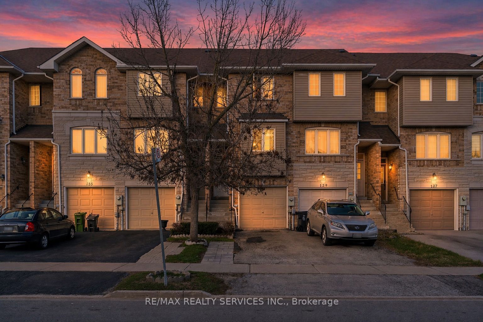 131 Charlton Settlement Avenue, Toronto, ON, M6M 5L5
