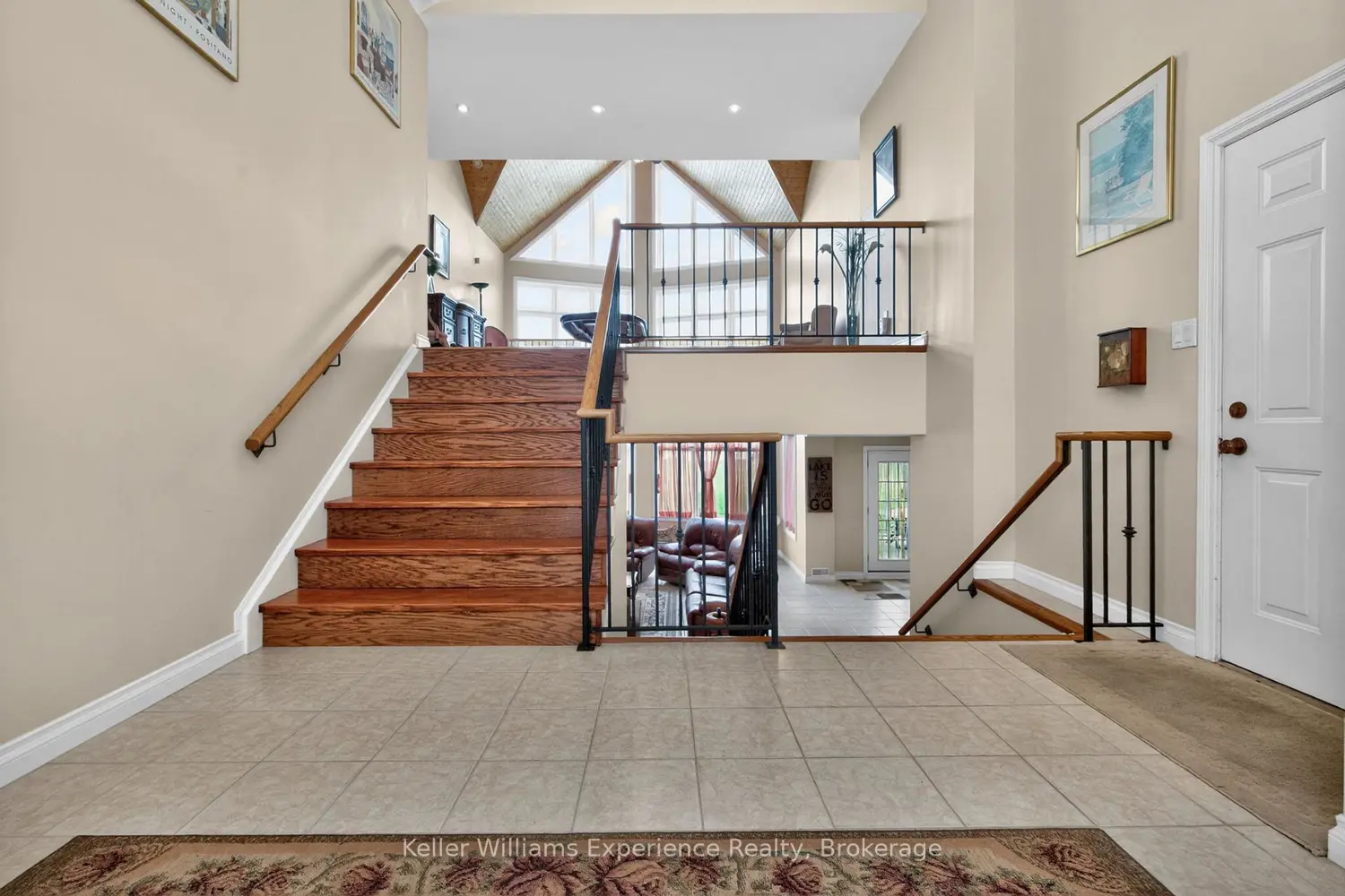 81 Silver Birch Crescent photo 3