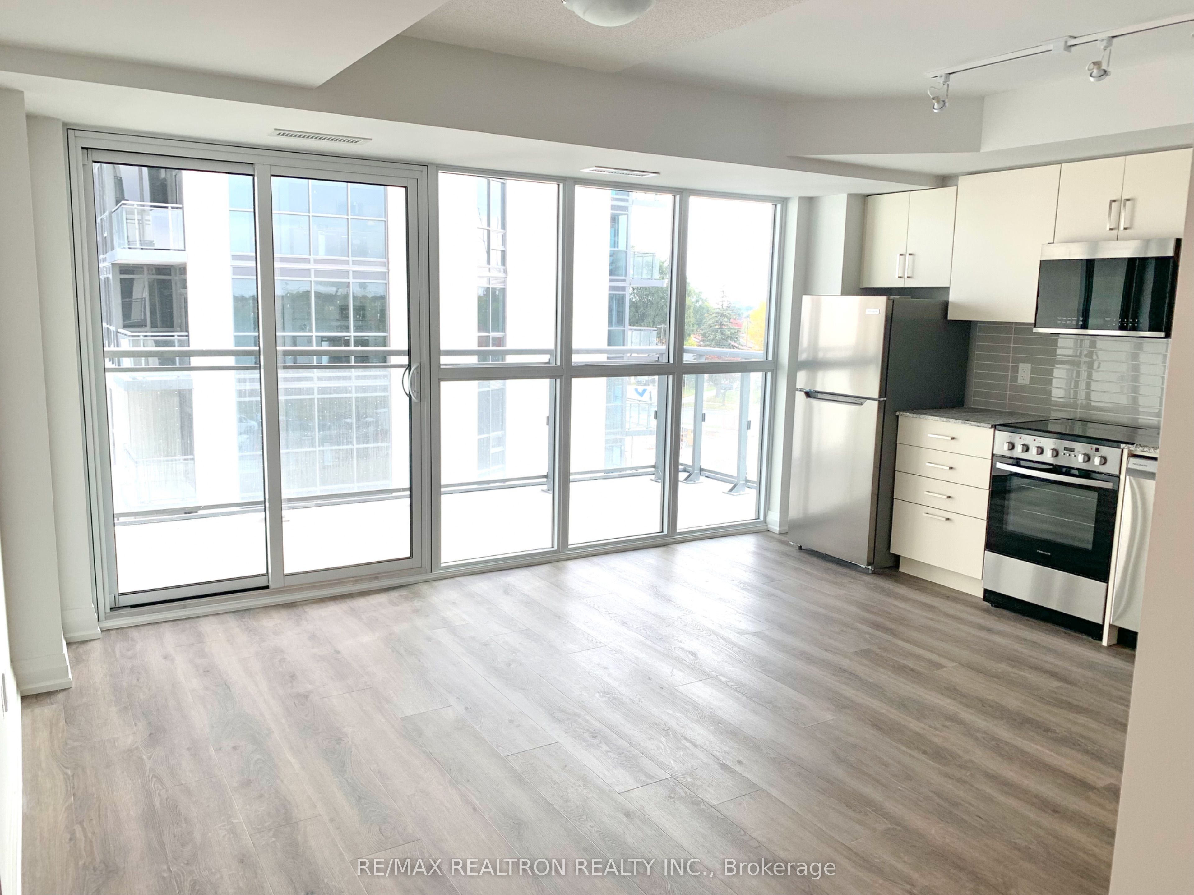 Additional image 4 of 426-20 Meadowglen Place, Toronto, ON, M1H 2Y5