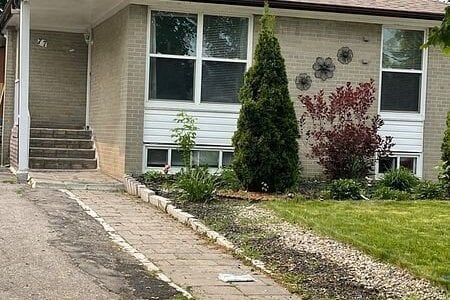 Additional image 8 of Main-77 Murray Drive, Aurora, ON, L4G 2C2