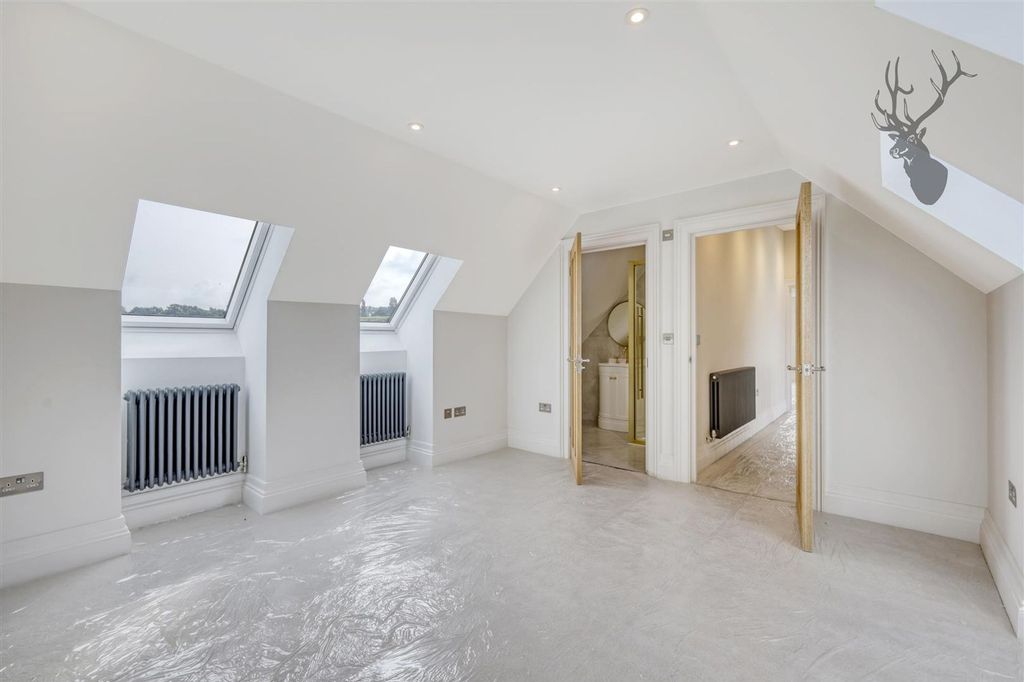 Additional image 33 of 4 bed detached house to rentMott Street, Loughton IG10