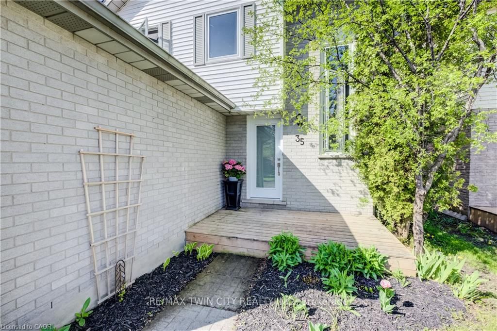 Additional image 5 of 35 Camrose Court, Kitchener, ON, N2M 5J3