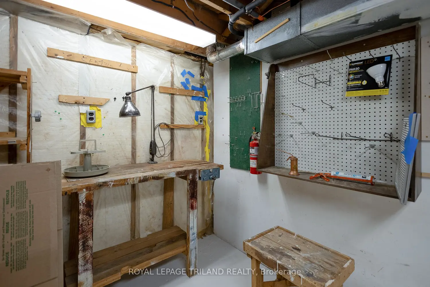 Additional image 12 of 708 Norwood Avenue