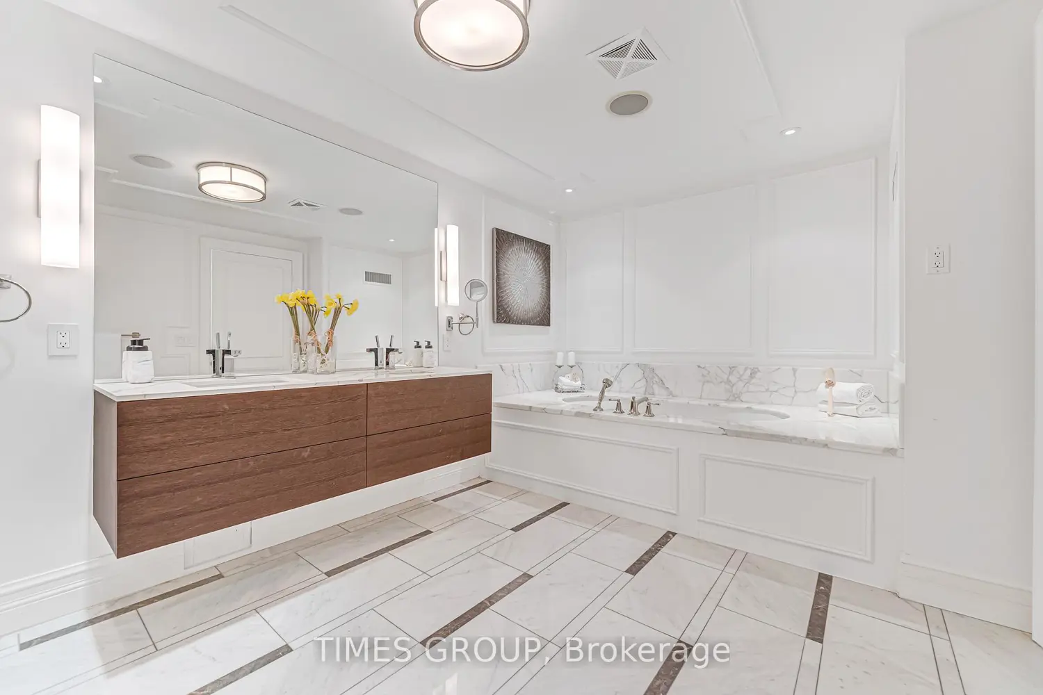Additional image 11 of 500 Sherbourne Street 2302