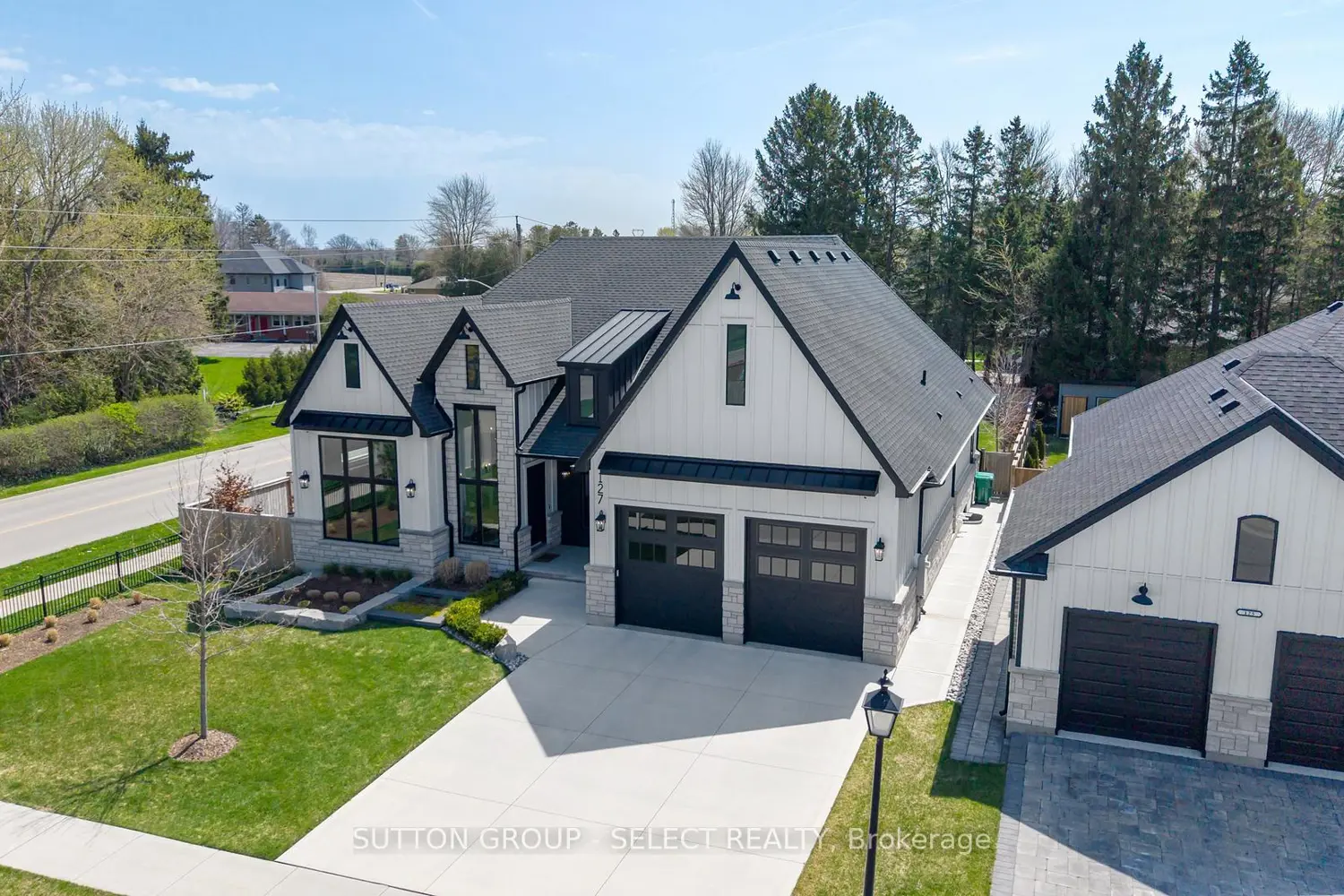 Additional image 18 of 127 Optimist Drive