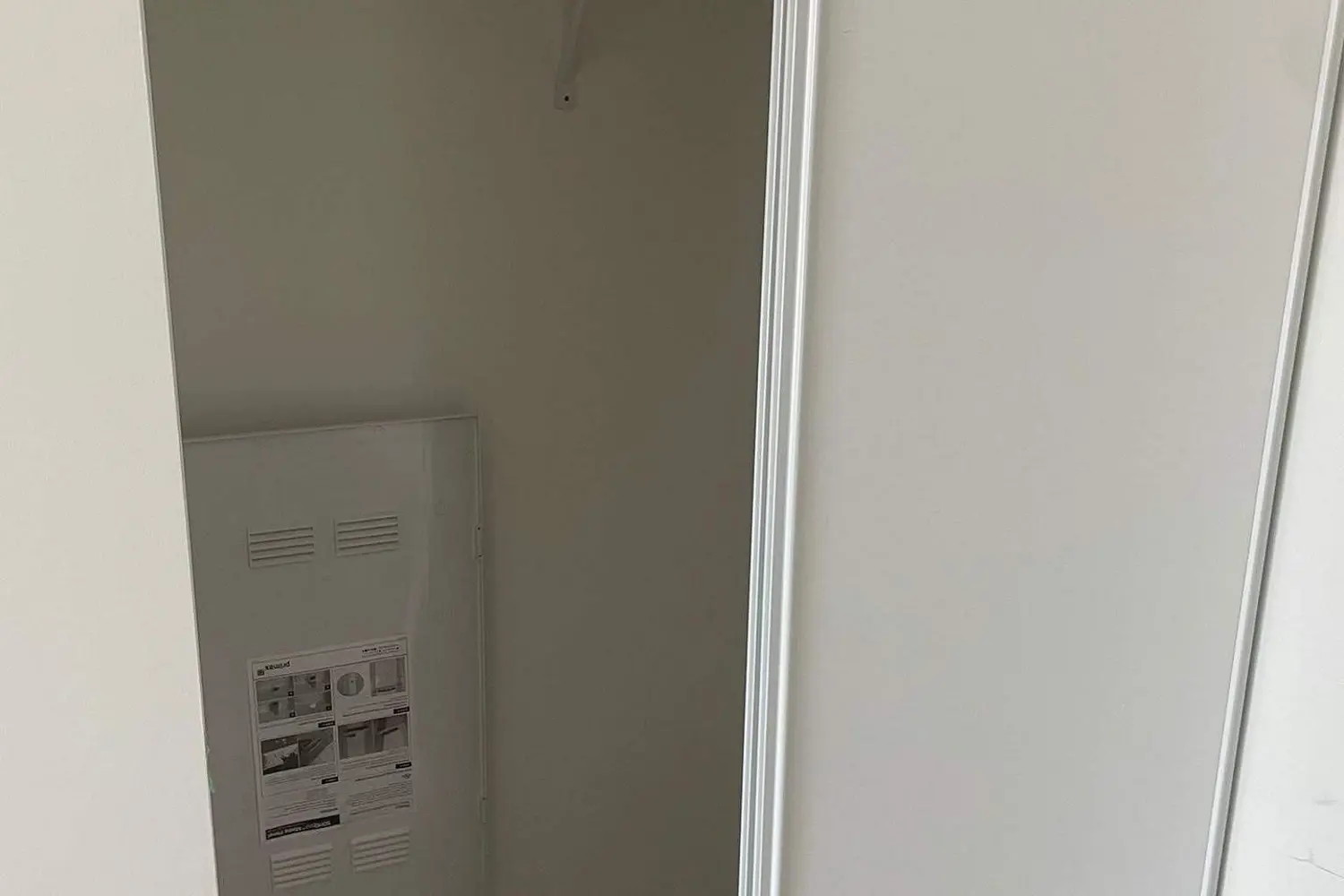 Additional image 10 of 1808 St Clair Avenue 1005