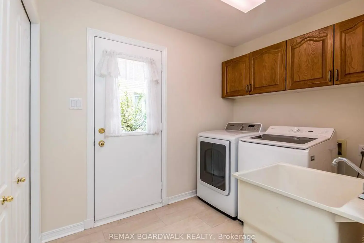 Additional image 10 of 42 Slade Crescent