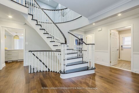 Additional image 8 of 2025 Parklane Crescent, Burlington, ON, L7M 3V6