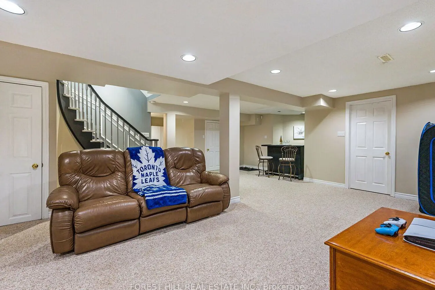 Additional image 14 of 4174 Rossland Crescent