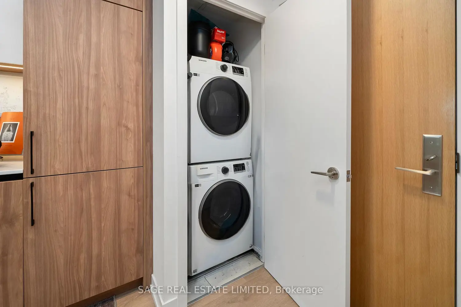 Additional image 15 of 150 Logan Avenue 606