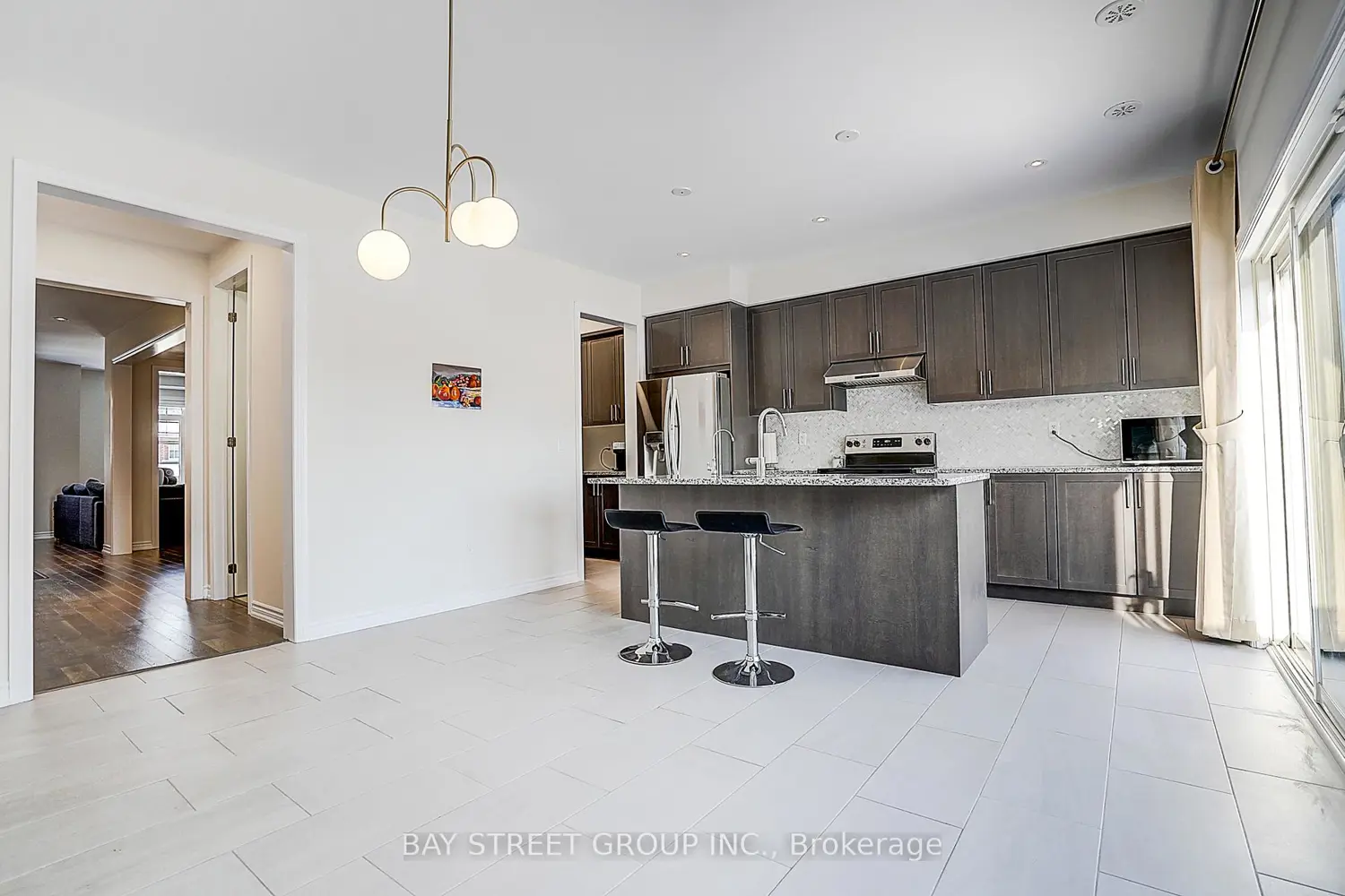 Additional image 9 of 10943 Victoria Square Boulevard