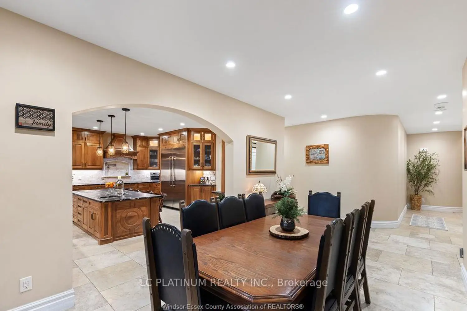 Additional image 5 of 3740 Donato Drive