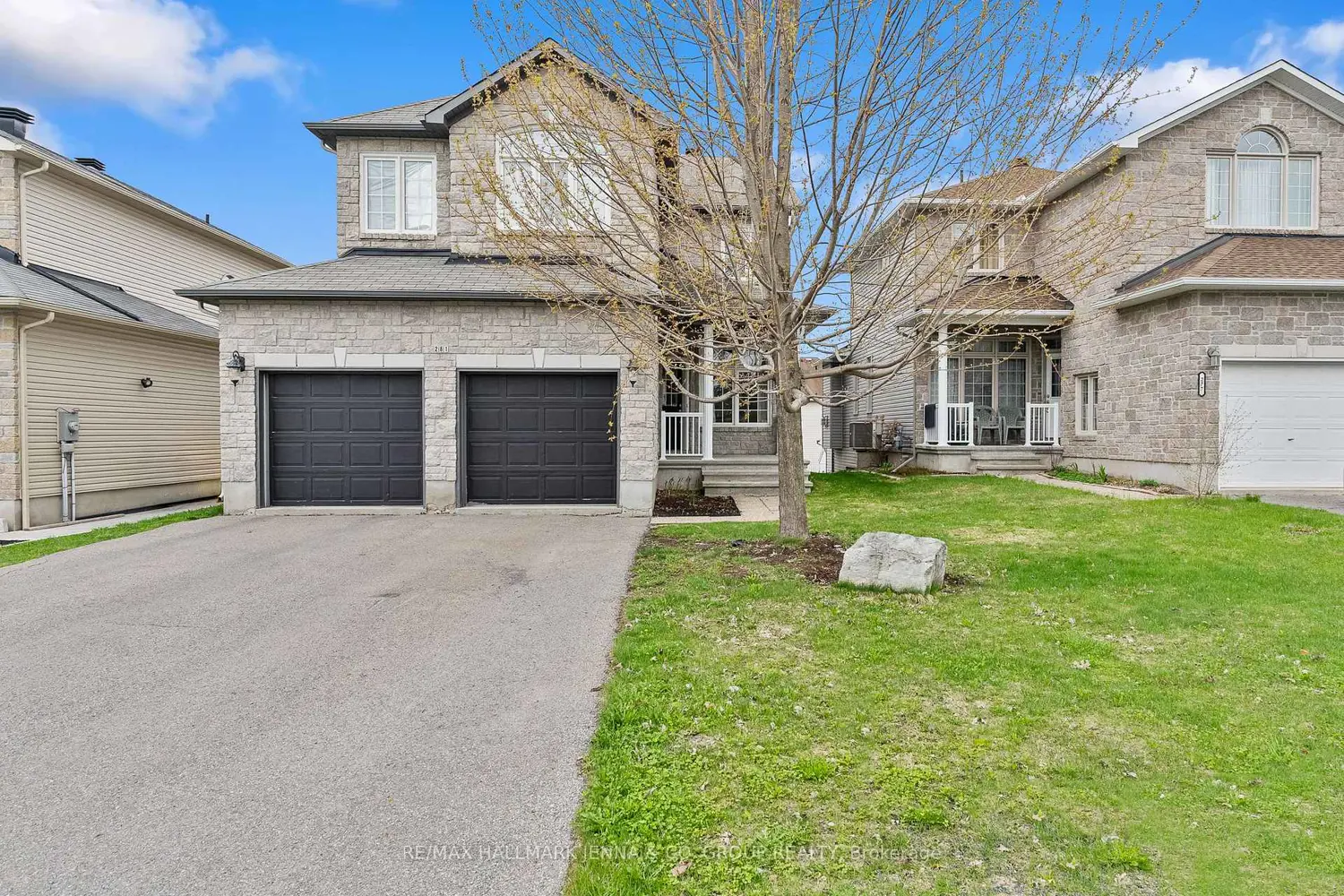 281 Topaze Crescent
