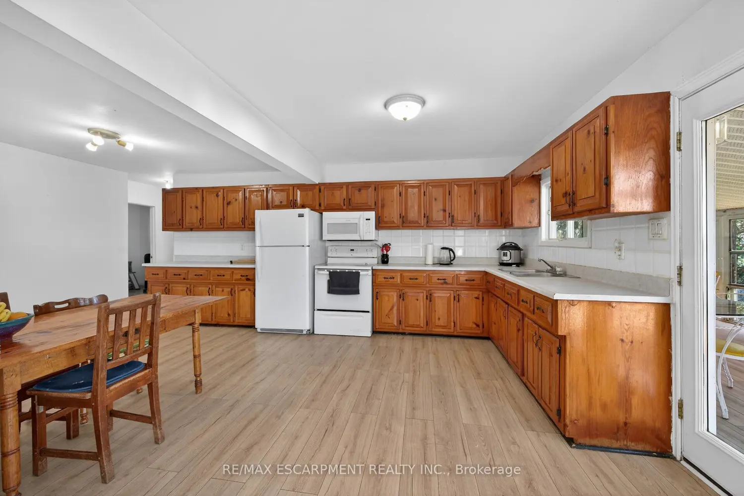 406 South Coast Drive photo 4