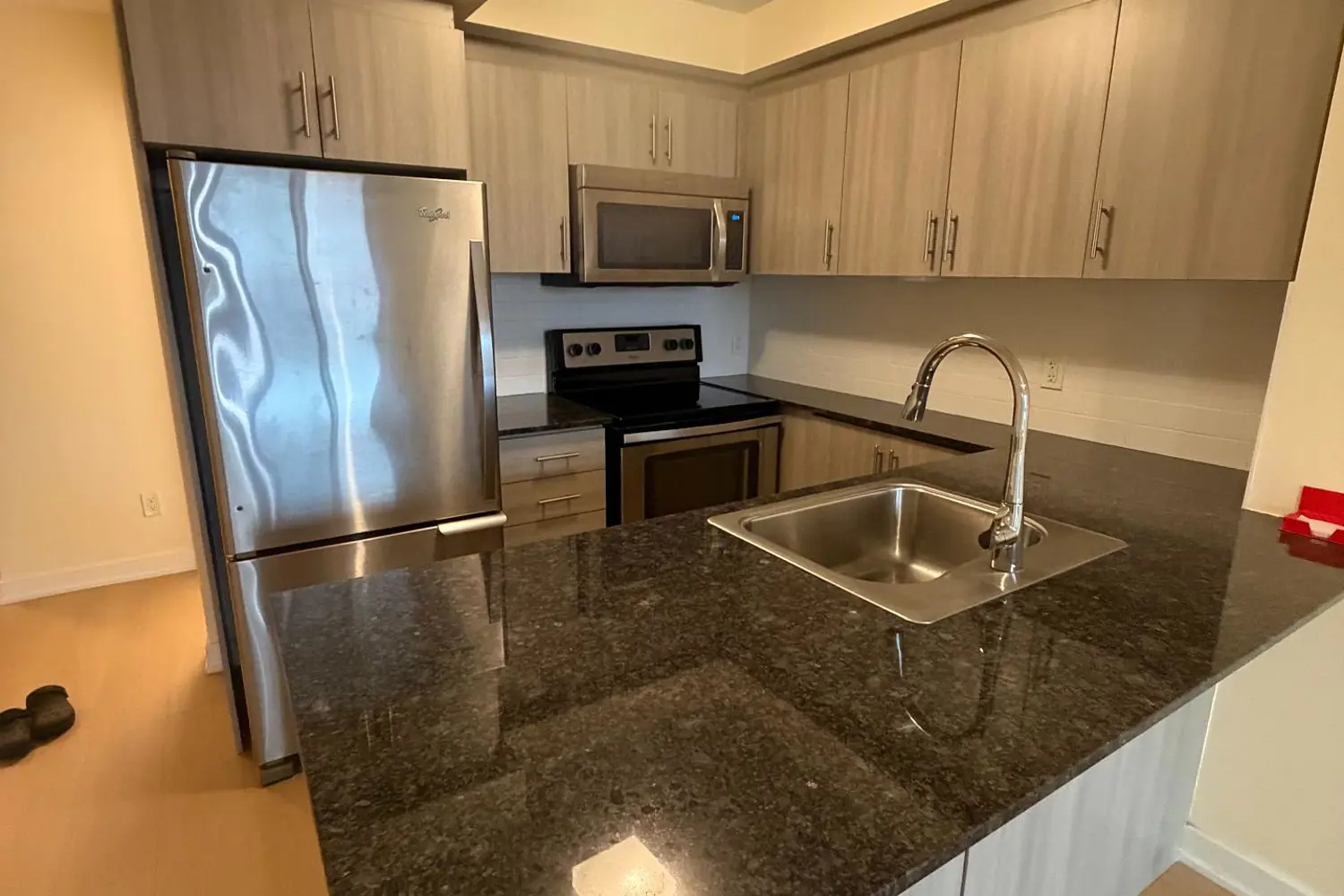 Additional image 8 of 185 Bonis Avenue 310