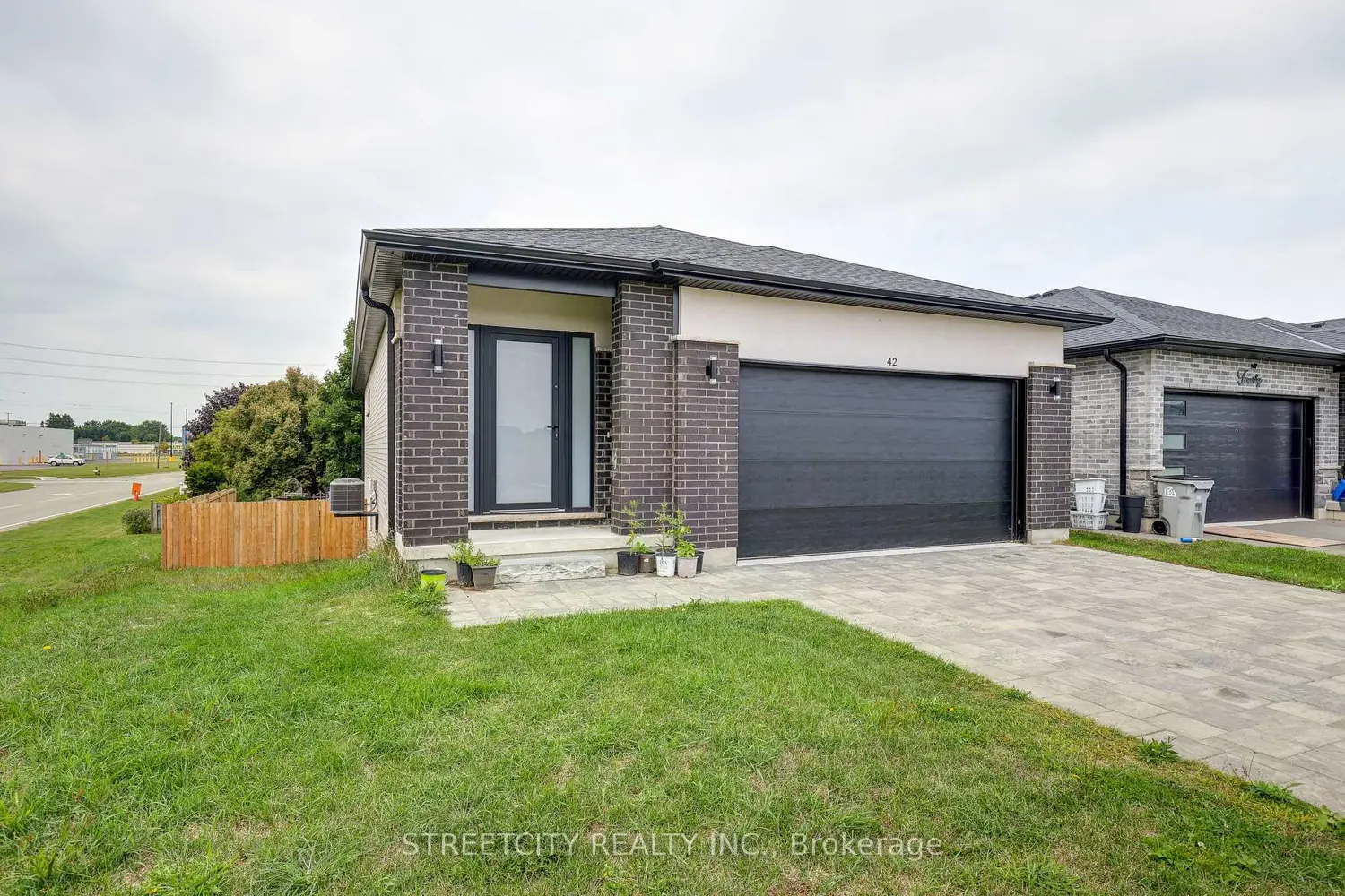 42 Alexander Circle